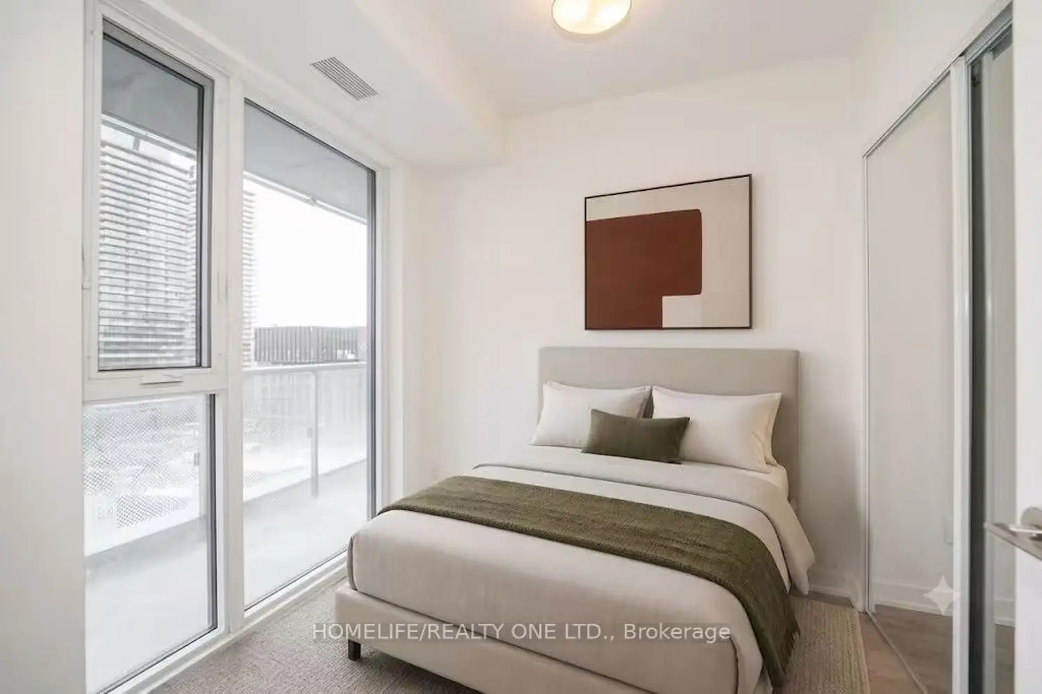 425 Front Street 1207 photo 5