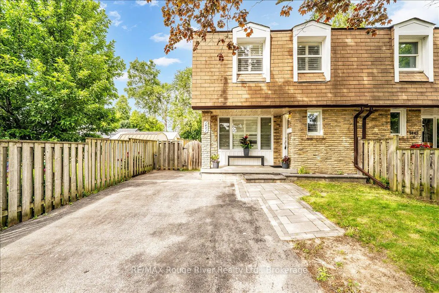 1441 Wecker Drive photo 2
