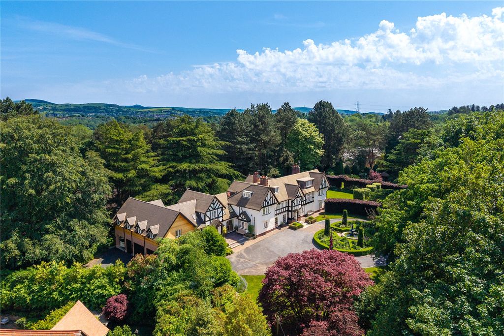 9 bed detached house for saleMacclesfield Road, Prestbury, Cheshire SK10