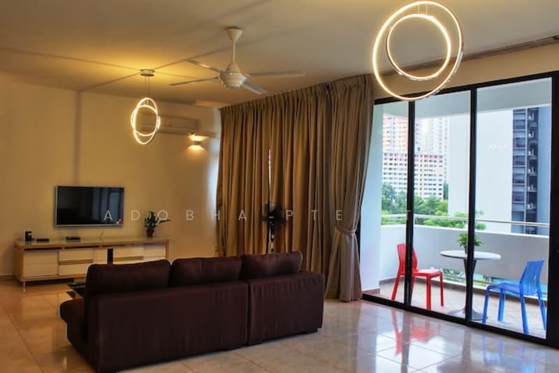 370 Thomson Road photo 4