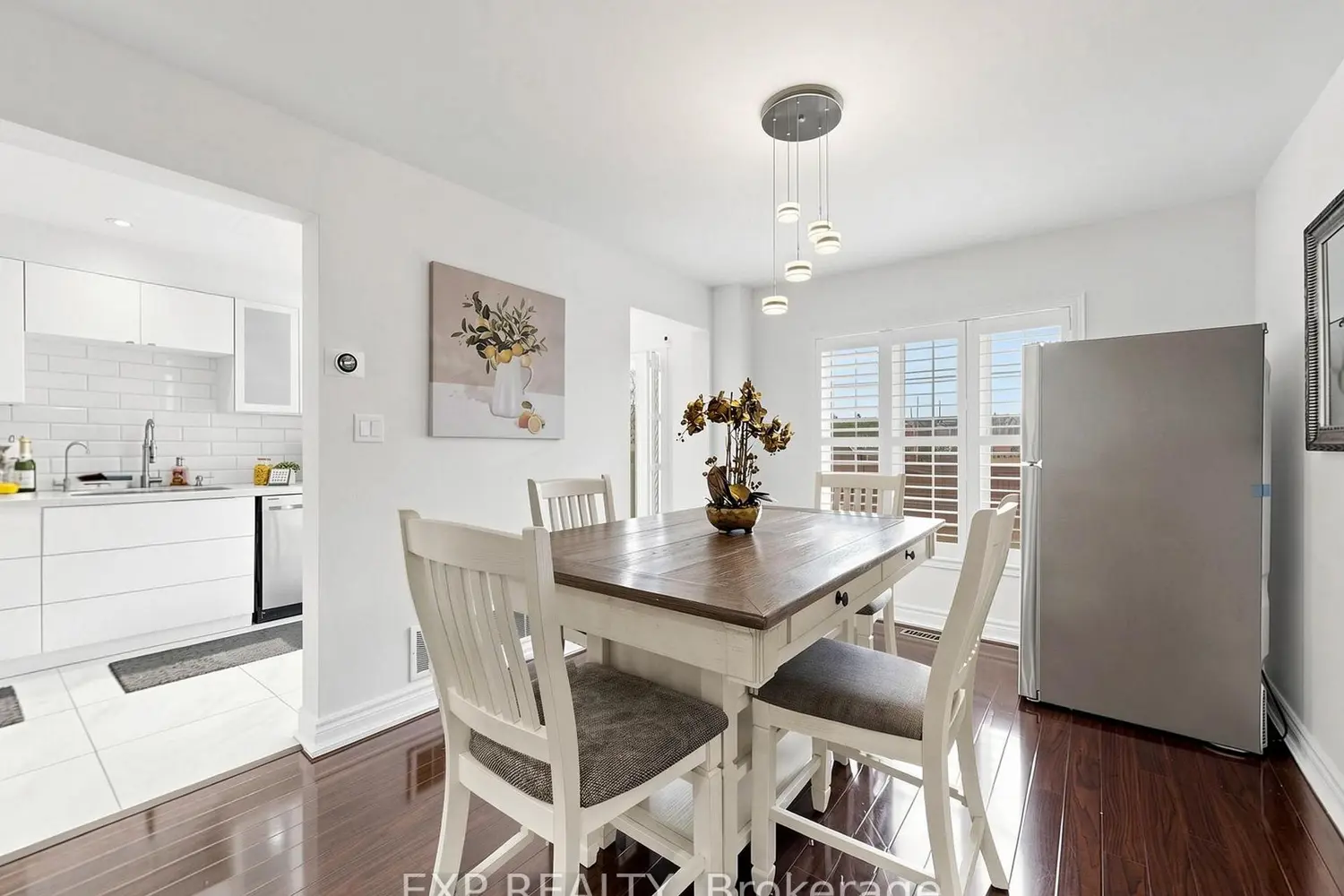 109 Angier Crescent photo 5