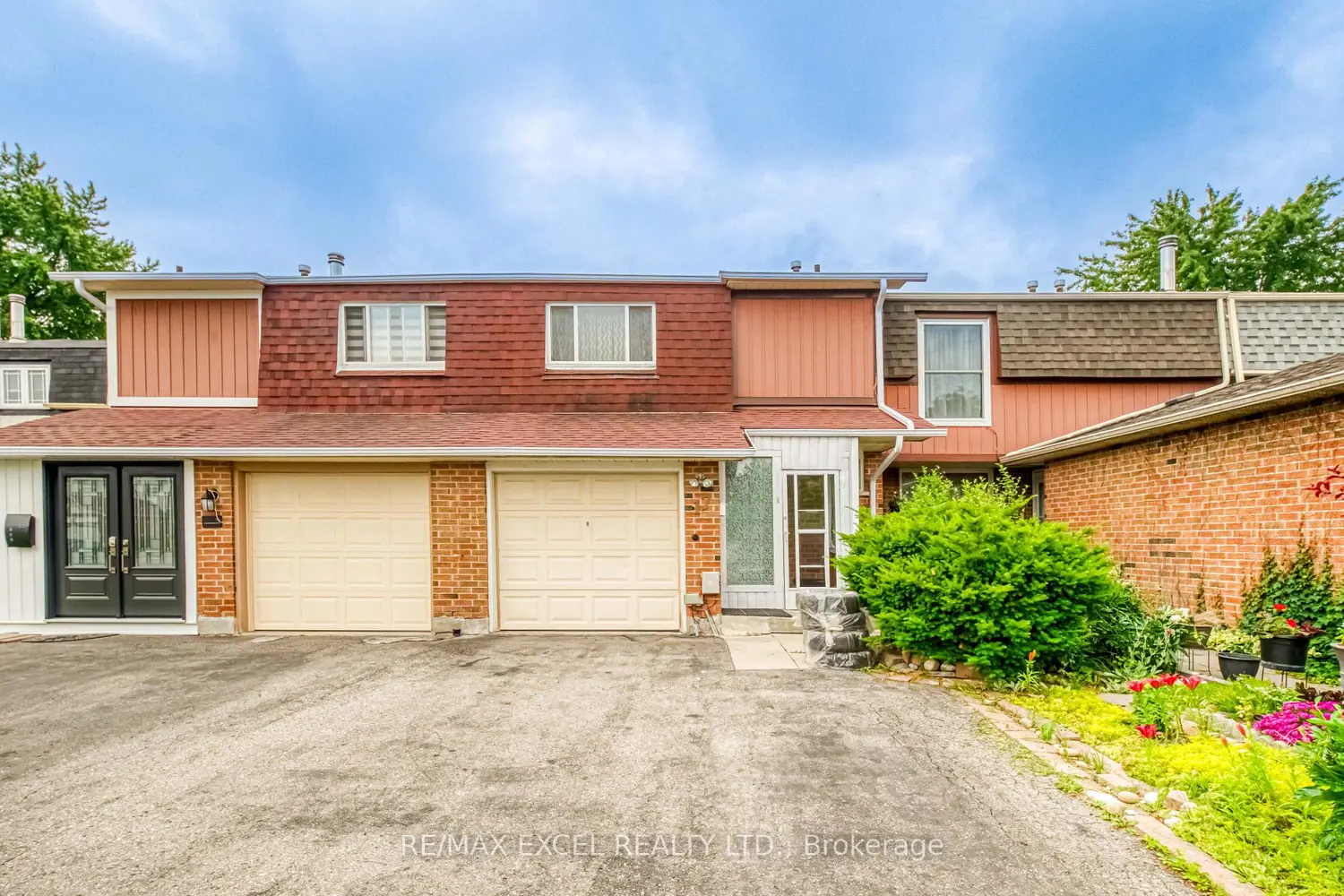 17 Sadlee Cove Crescent