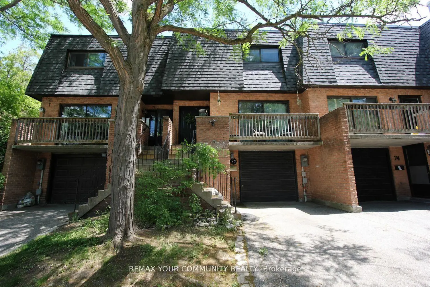 72 Ashglen Way 16 photo 2