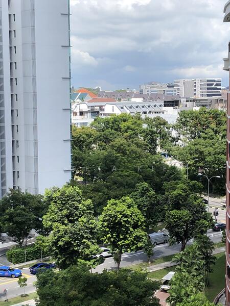154 Hougang Street 11 photo 2