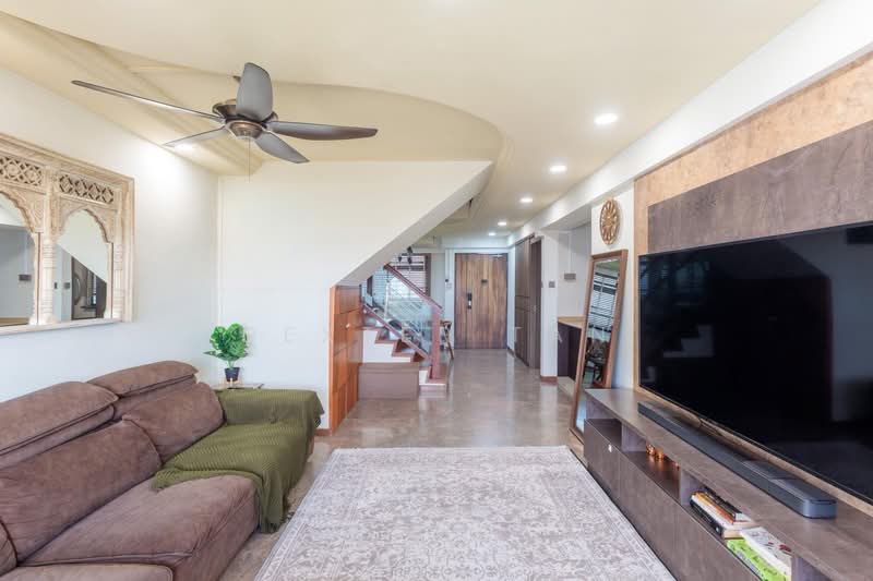 578 Hougang Avenue 4 photo 3