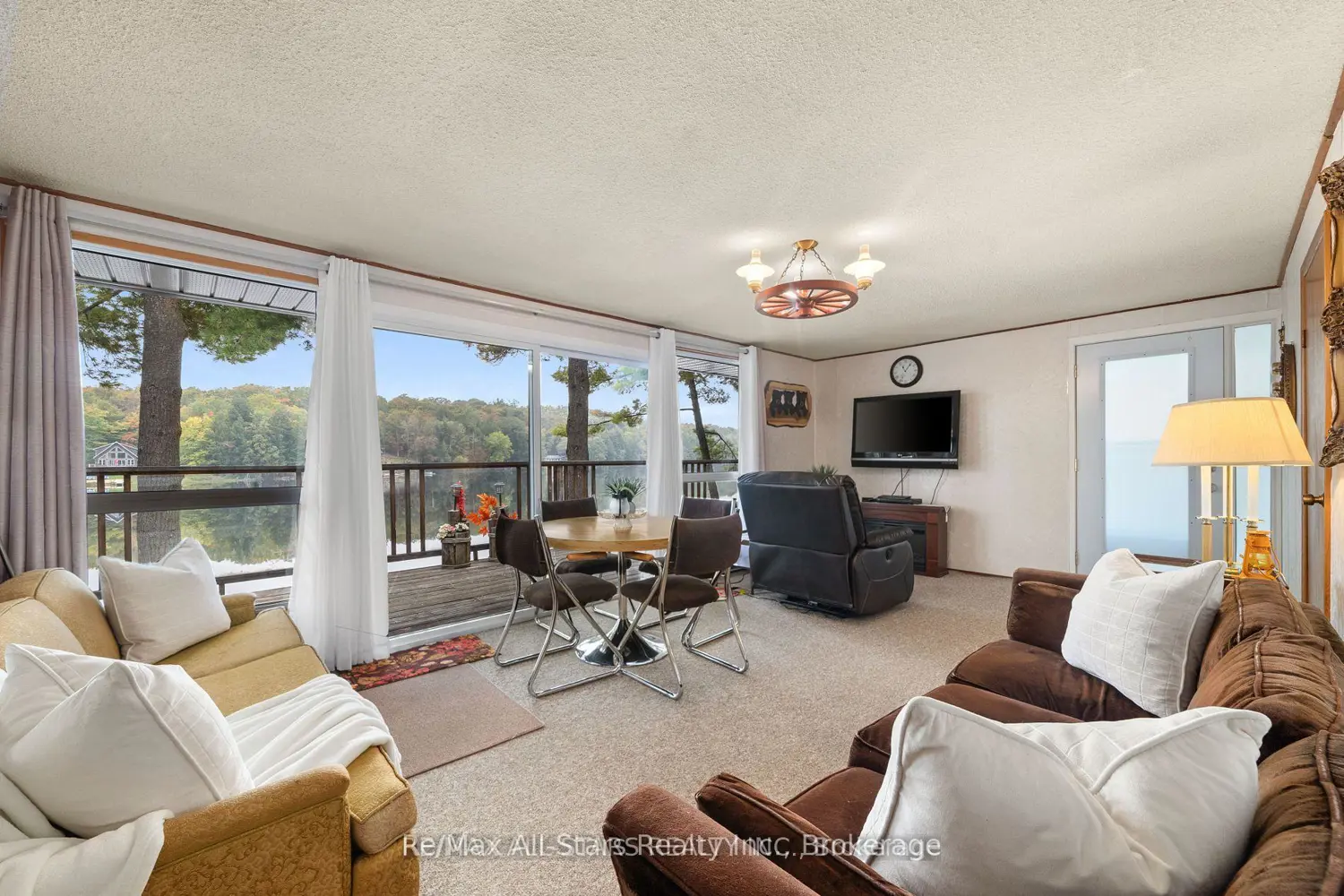 1006 Youngs Road Cottage #9