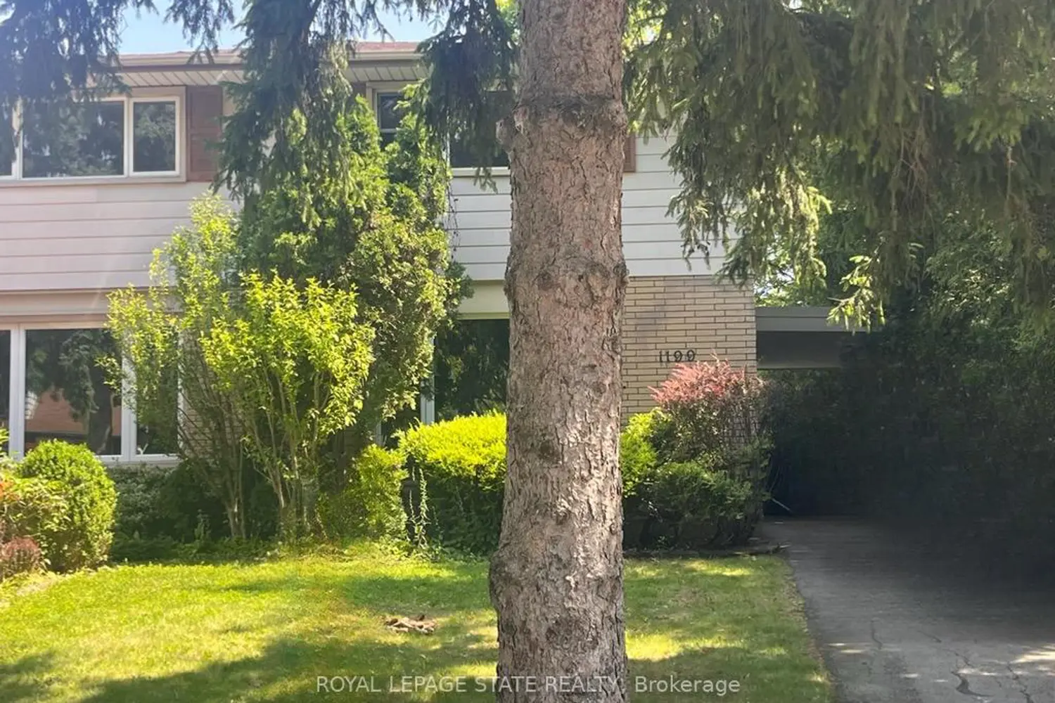 1199 Nottingham Avenue photo 3