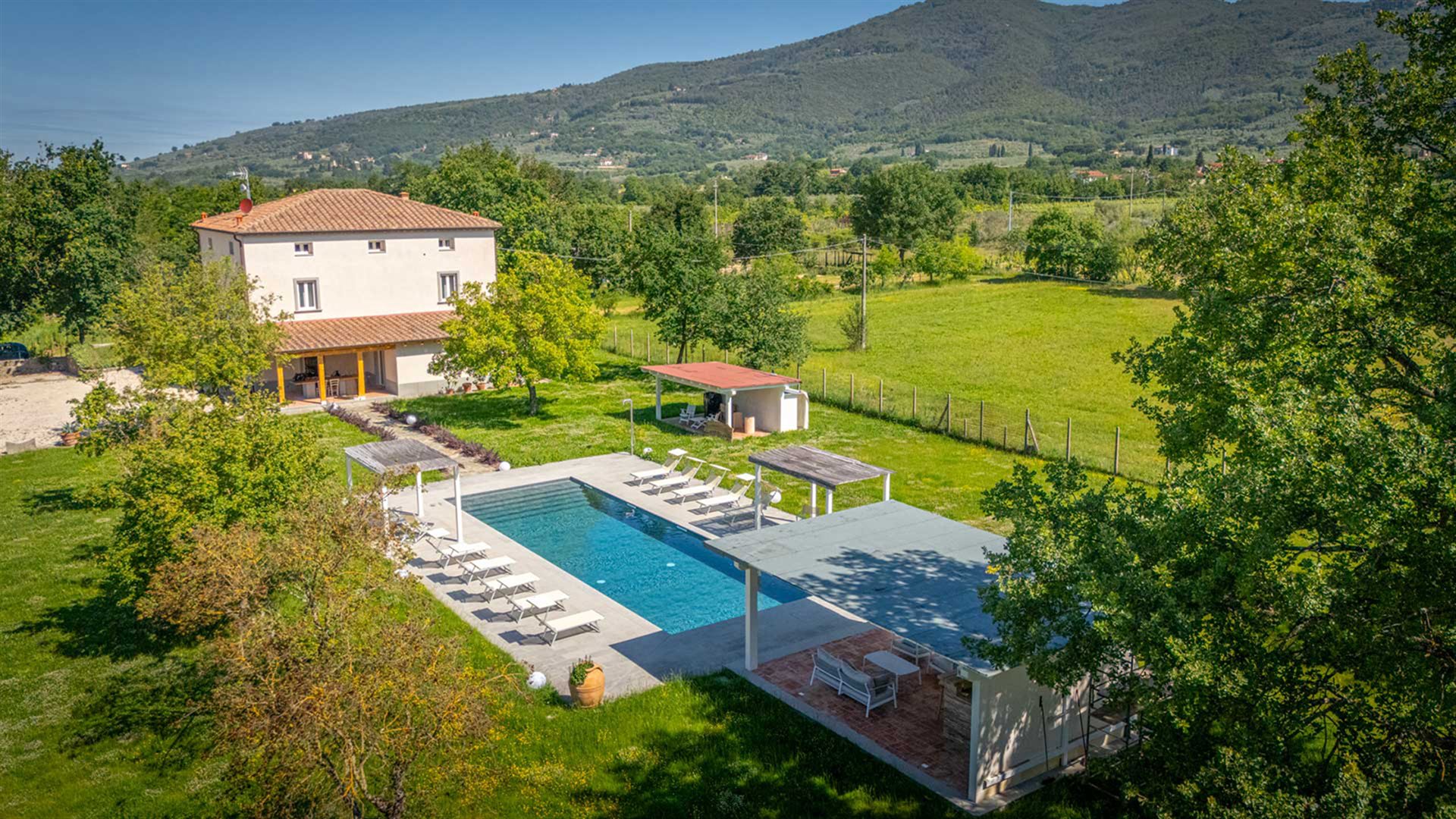 Loro Ciuffenna (Provincia di Arezzo) photo 2