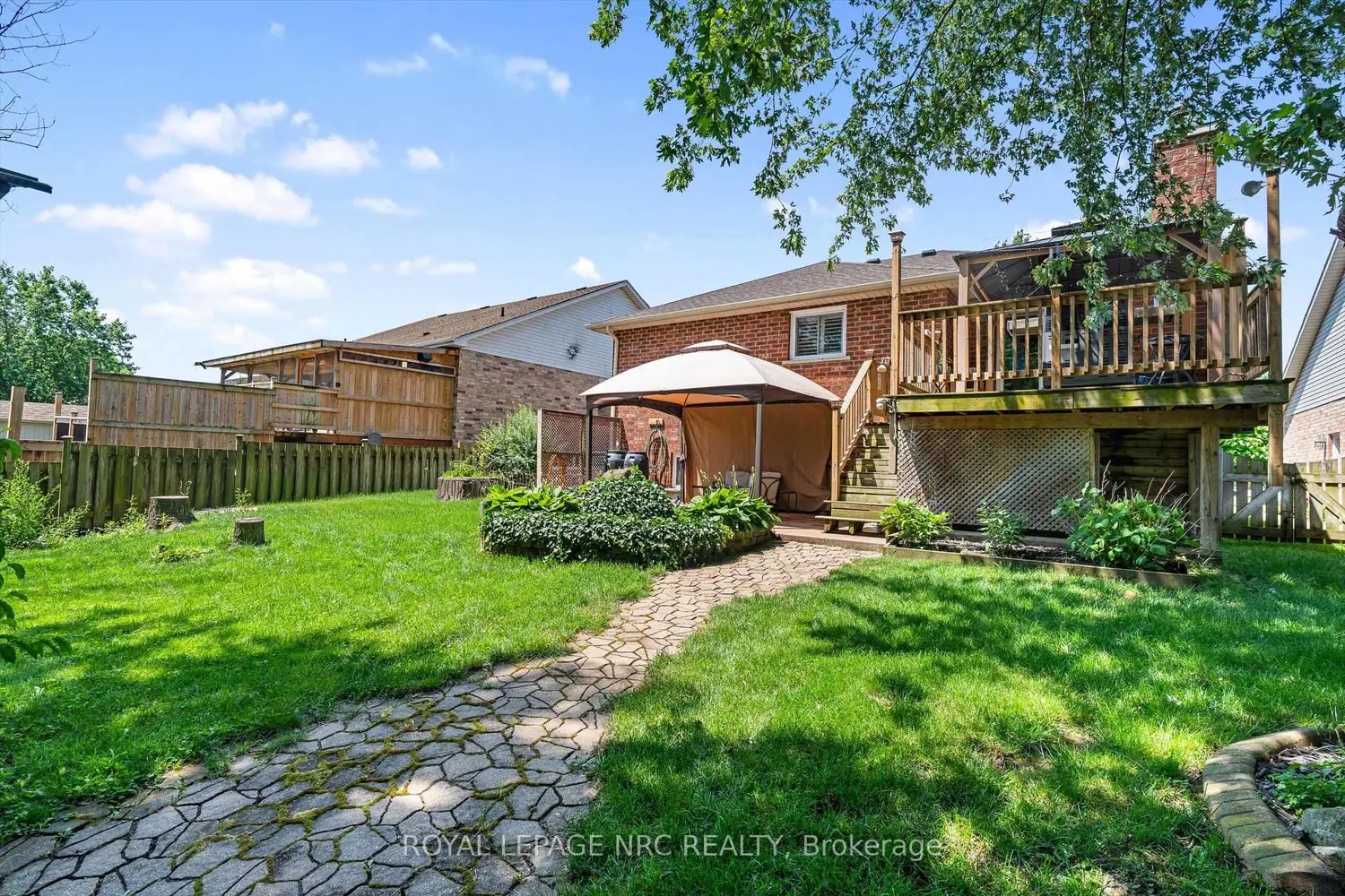52 Thorold Ave Avenue photo 4