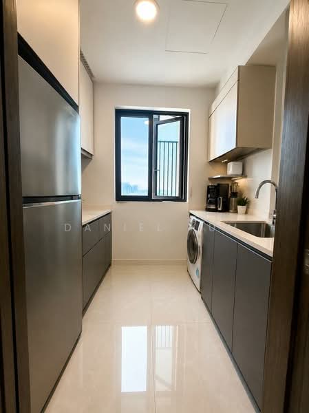 57 Normanton Park photo 2