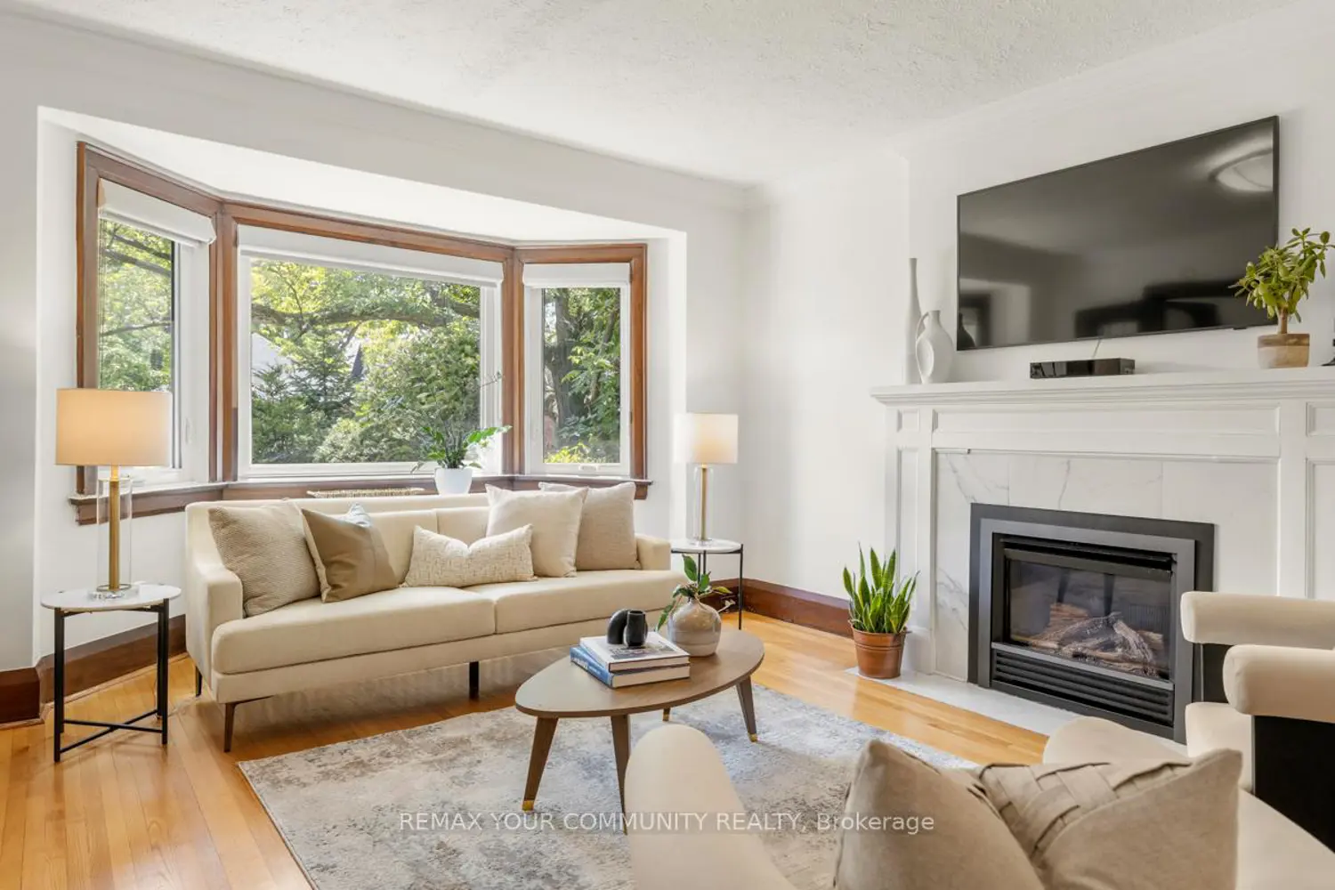 82 Abbott Avenue photo 5