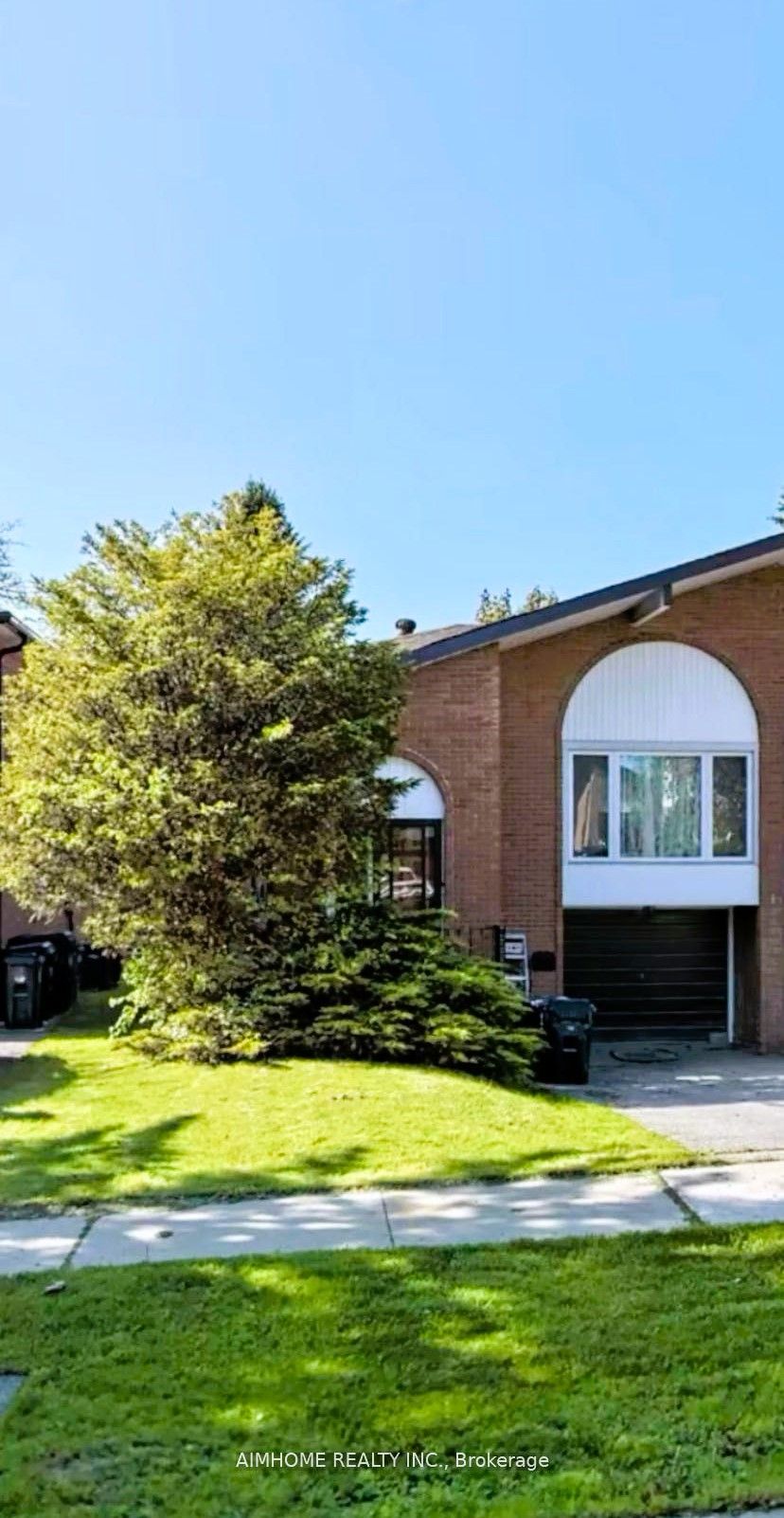 18 Lynch Road, Toronto, ON, M2J 2V5