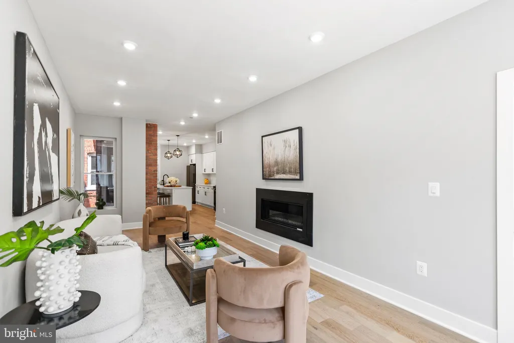 26 Todd Place NE Unit 1, Washington, DC 20002 photo 4