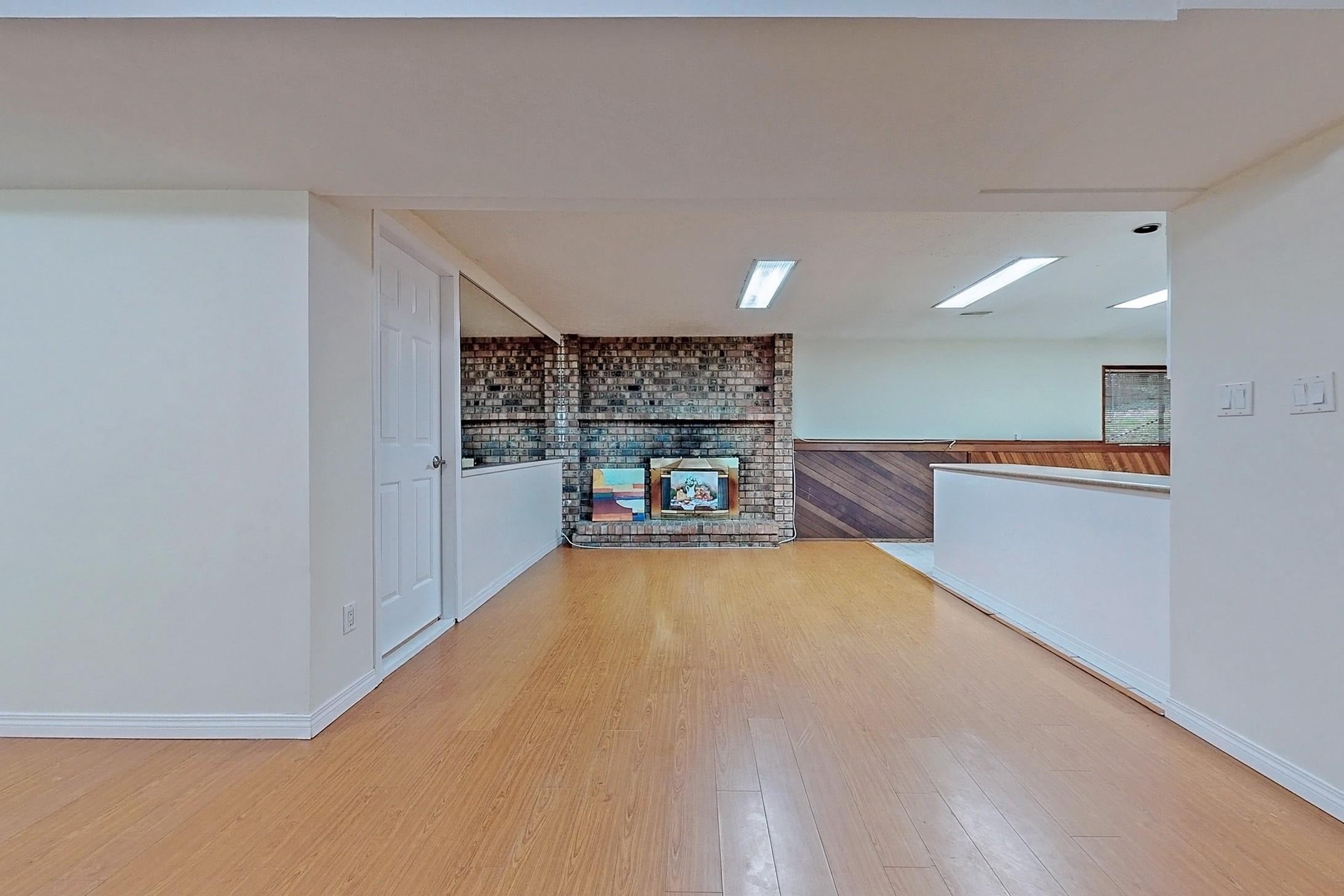 768 Como Lake Avenue, Coquitlam, BC, V3J 3N1