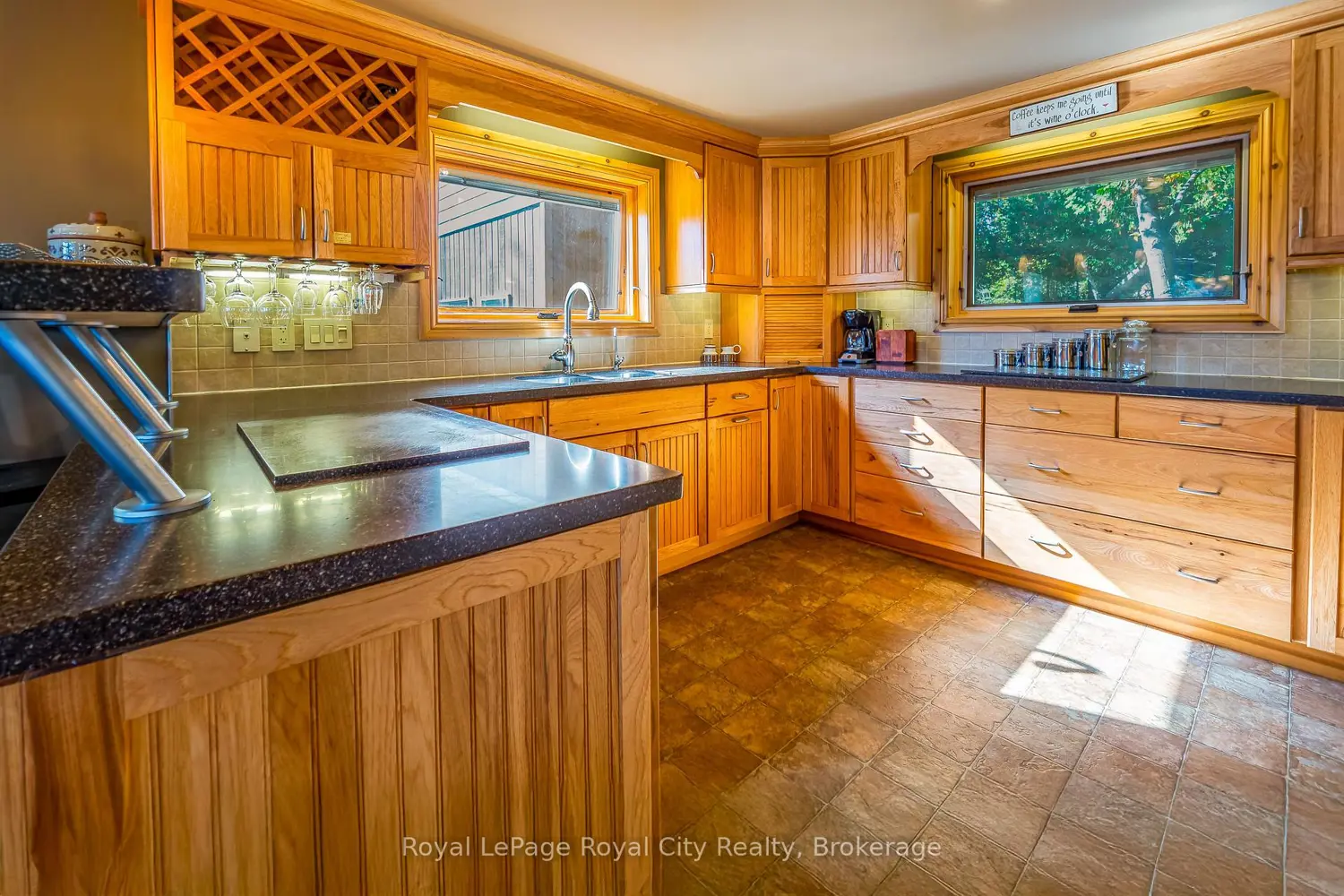 584 Warner Bay Road photo 3
