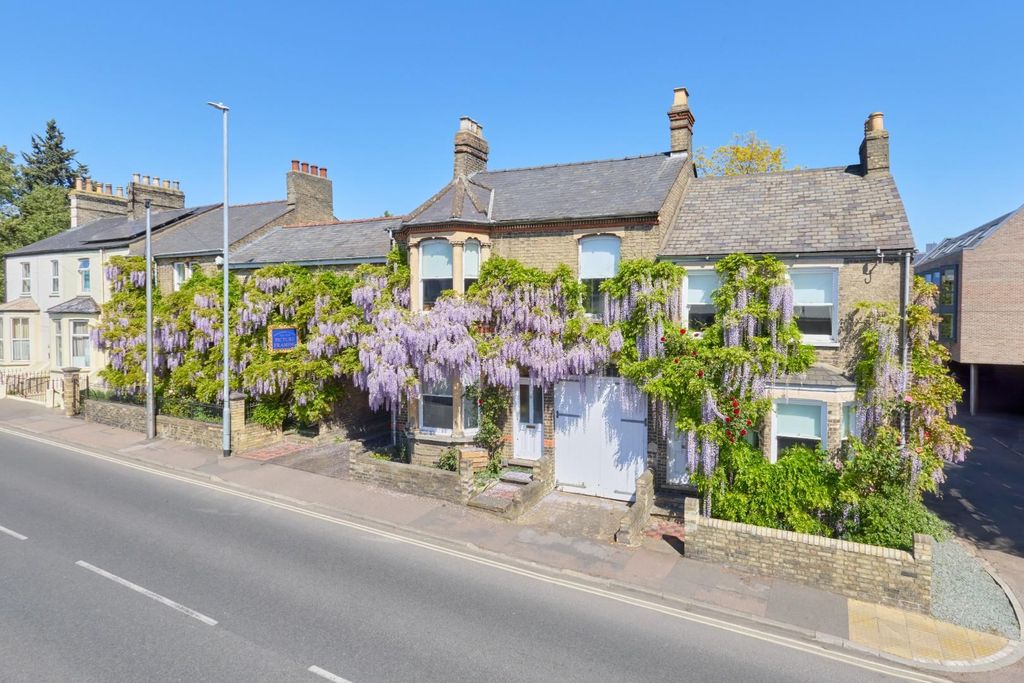 10 bed terraced house for saleVictoria Road, Cambridge CB4