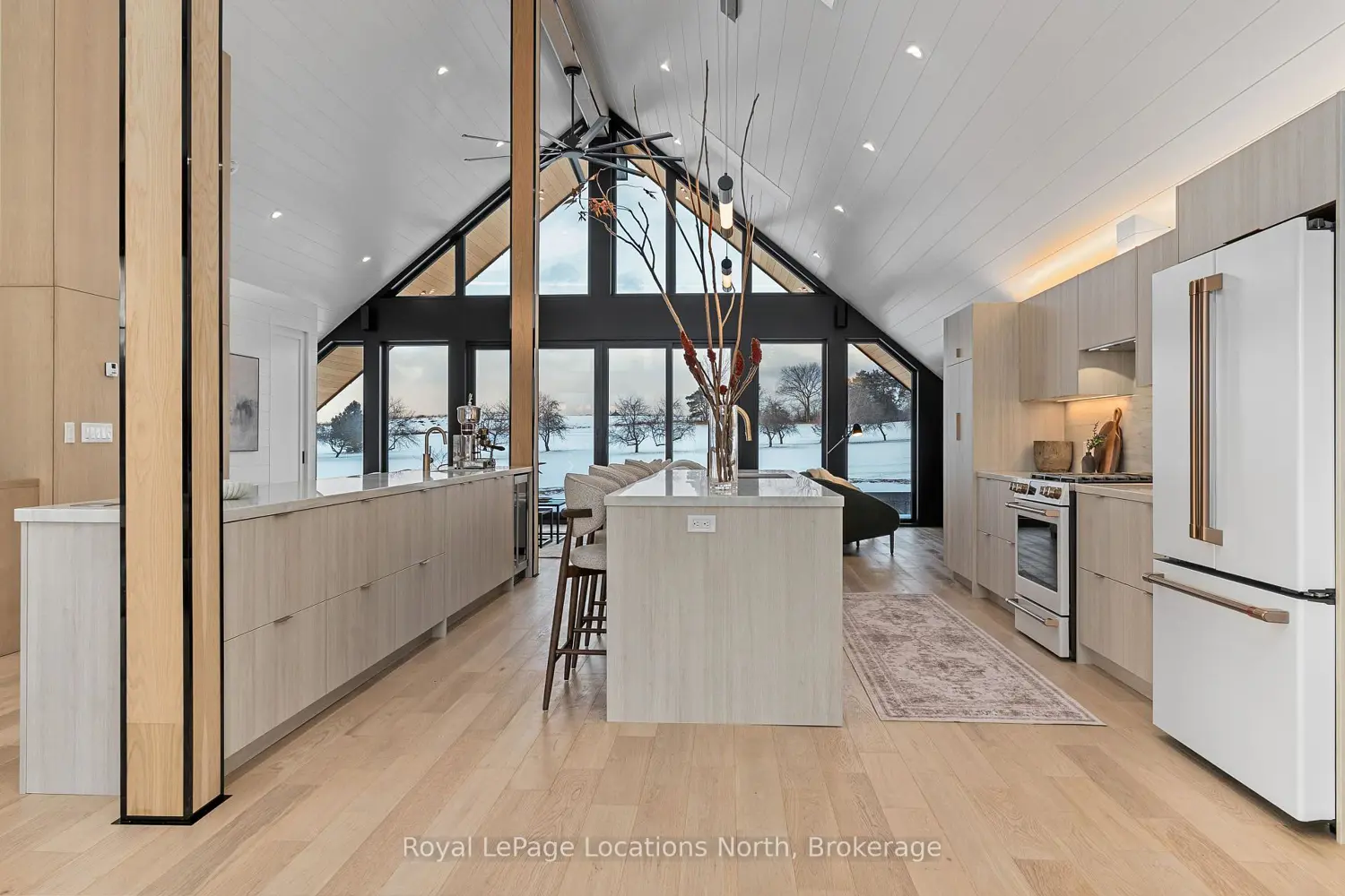 111 Slabtown Road photo 3