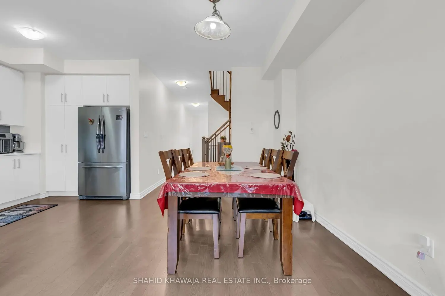 1157 Restivo Lane photo 4