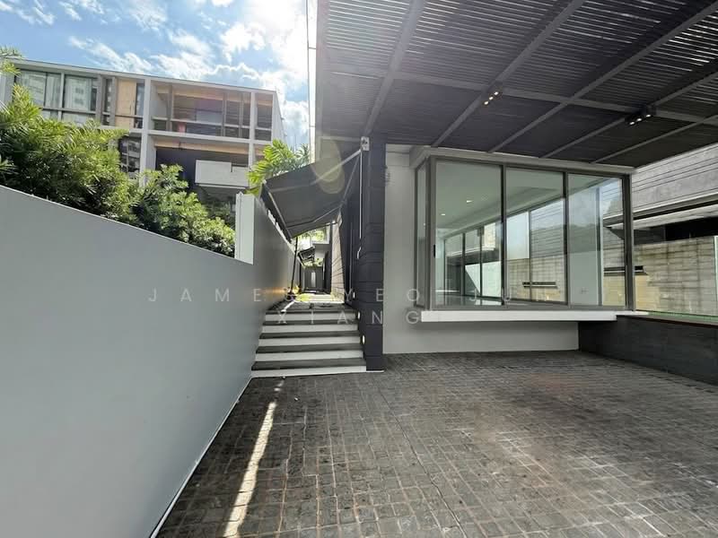 Stunning Modern Bungalow for Rent | Stylish District 10 photo 4
