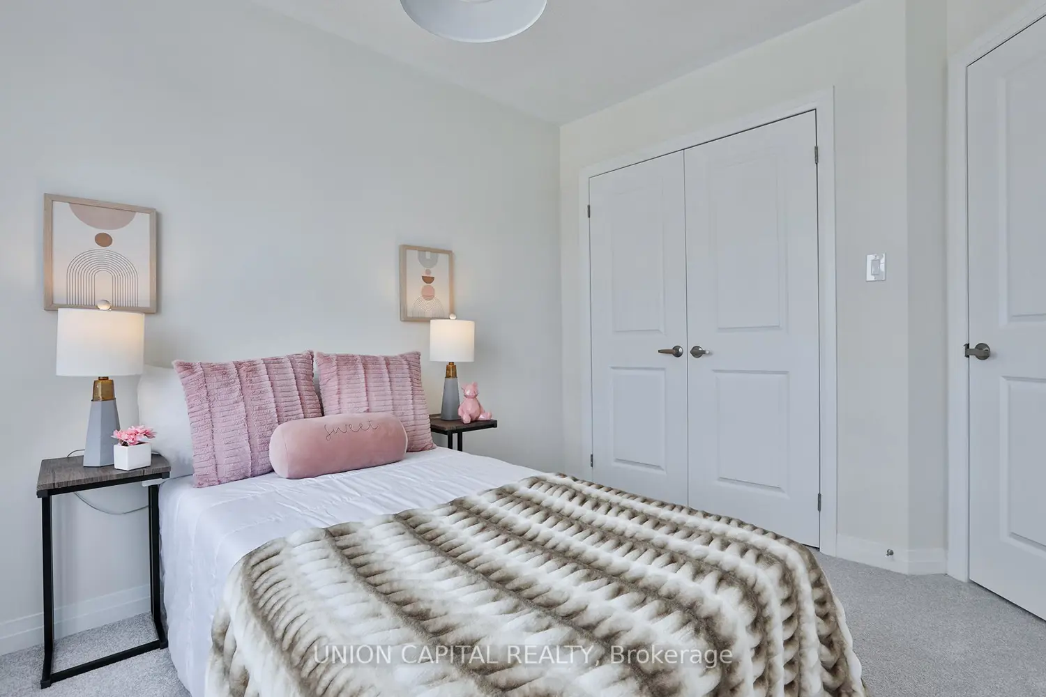 5 Sissons Way photo 5