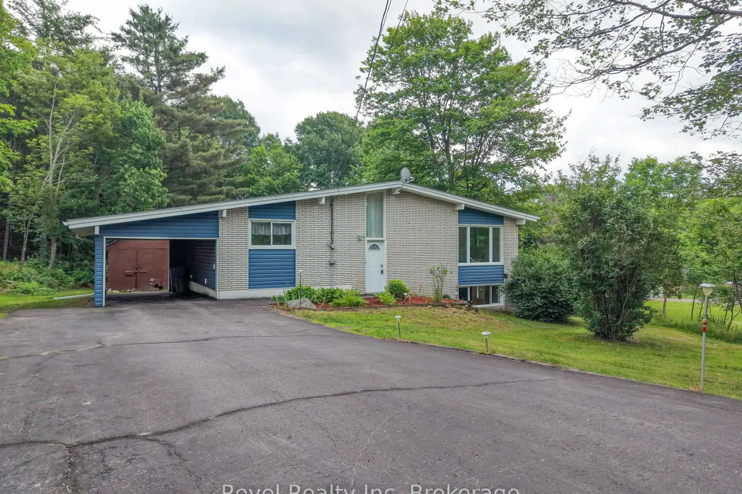 1683 Highway 94