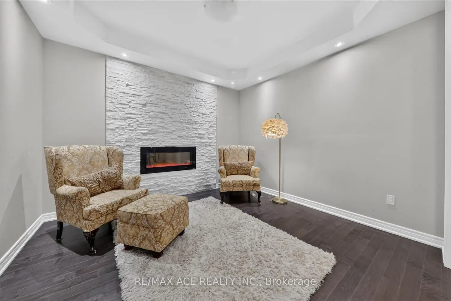 10 Andreeta Drive photo 4