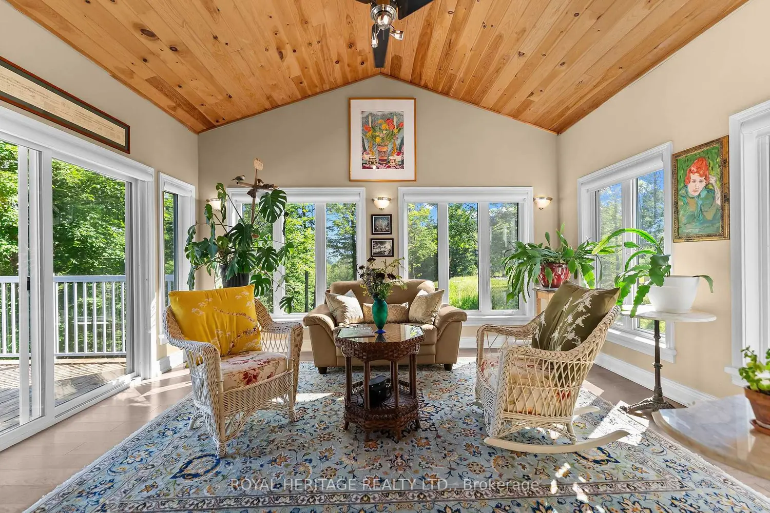 190 Ridgeview Road photo 2