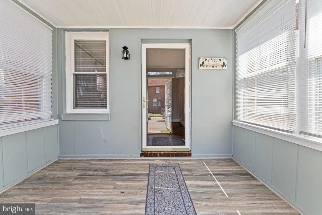 2108 31st Place SE, Washington, DC 20020 photo 4