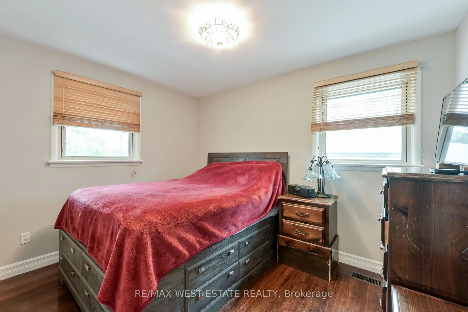 17522 Mount Hope Road photo 5