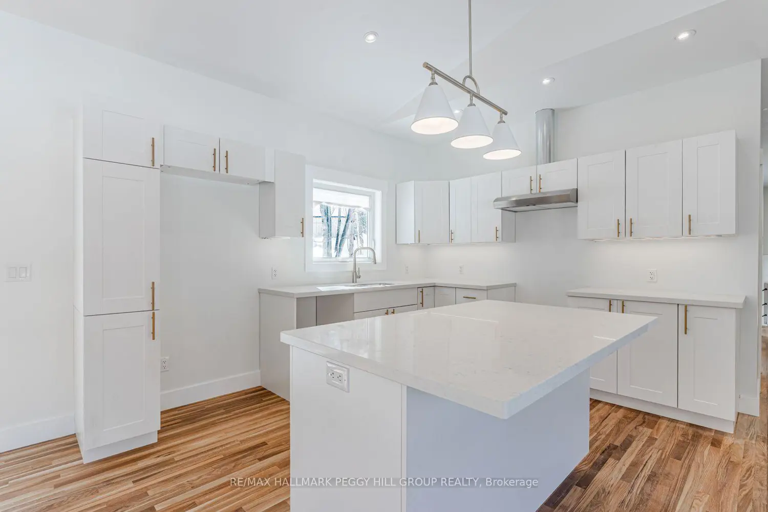 187 Albin Road photo 5
