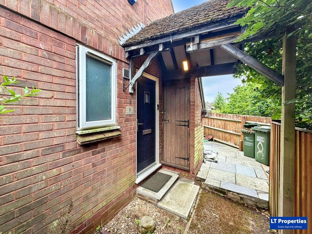1 bed property for saleOld School Walk, Slip End, Luton LU1