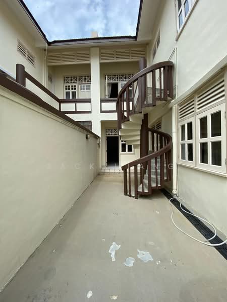 ⭐ Rare City-Fringe Landed Home for Rent | 2,918 sqft | McNair Road ⭐