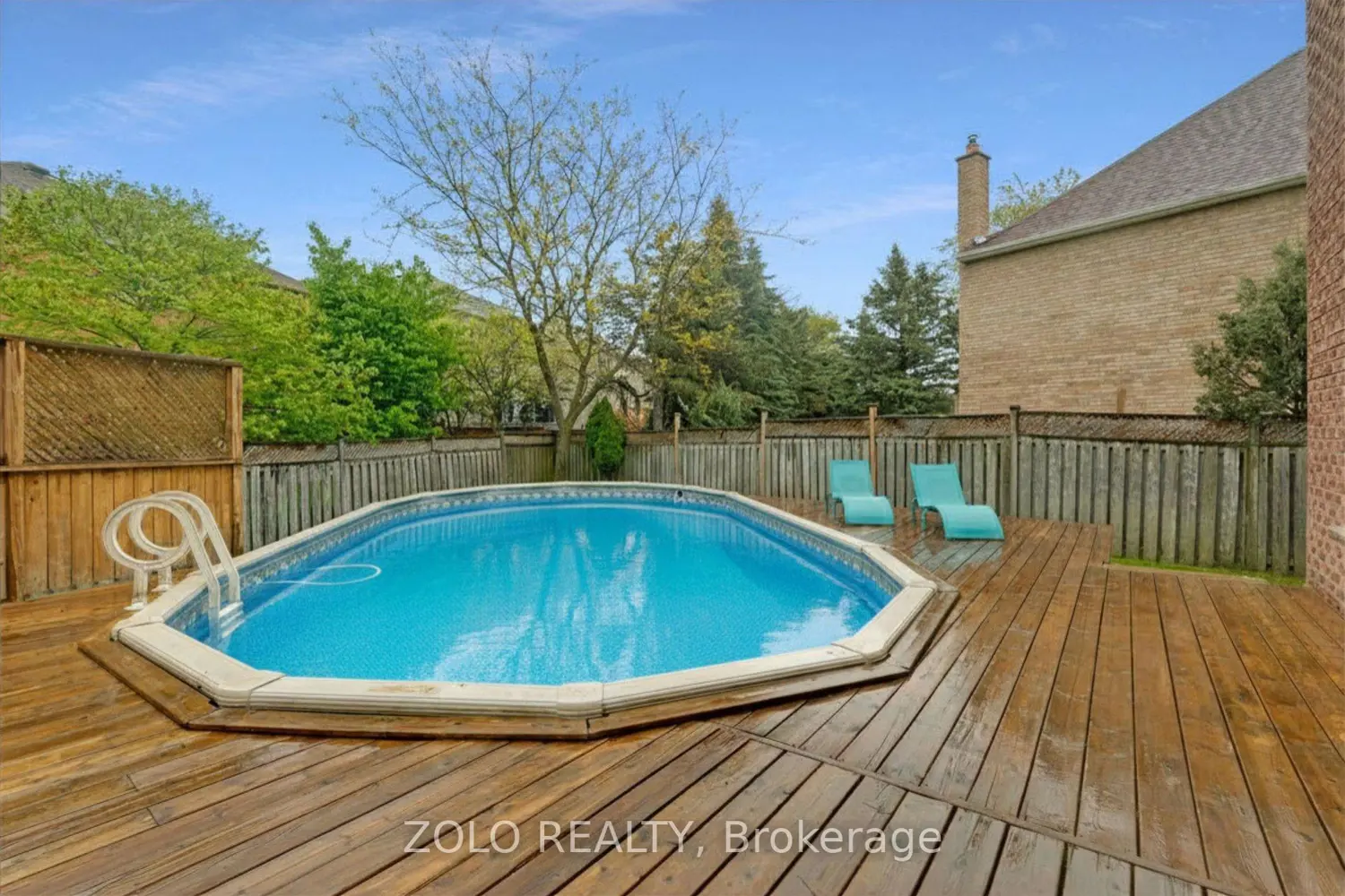 272 Elman Crescent