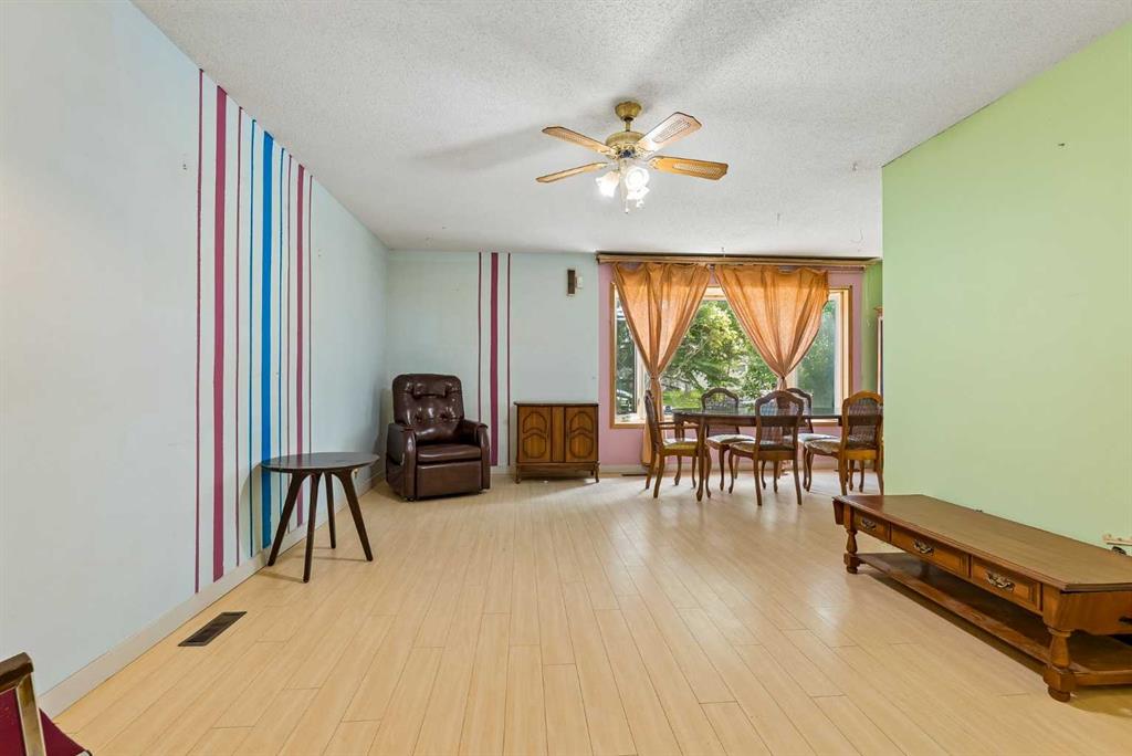 189 Whitaker Close NE, Calgary, AB, T1Y 5K2 photo 4