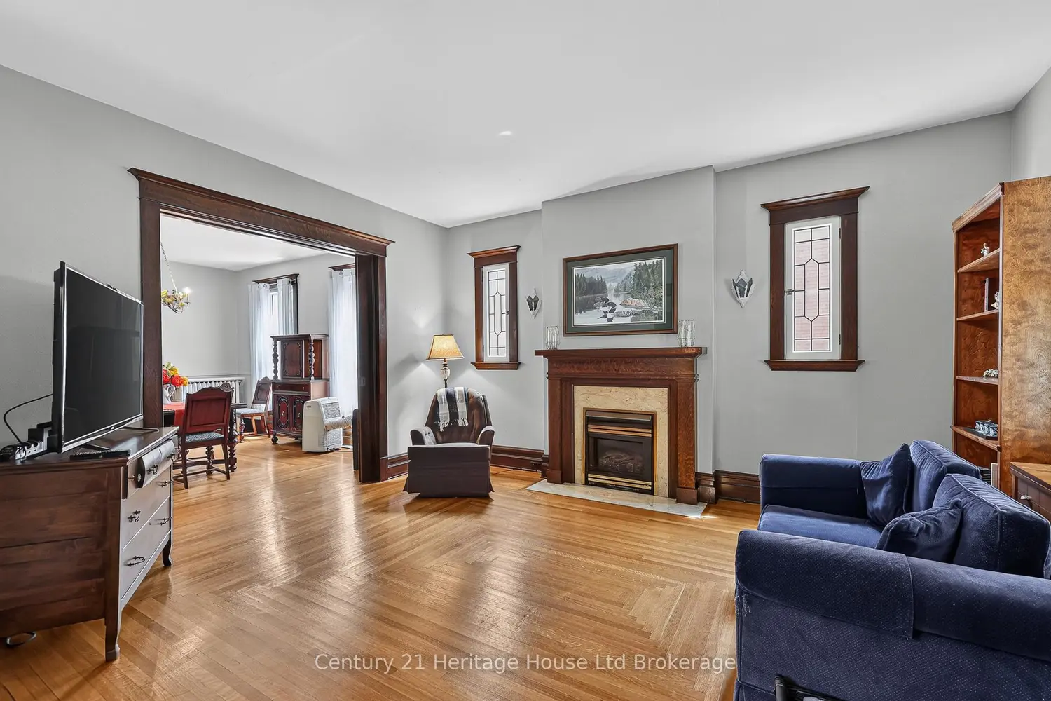 457 Buller Street photo 5