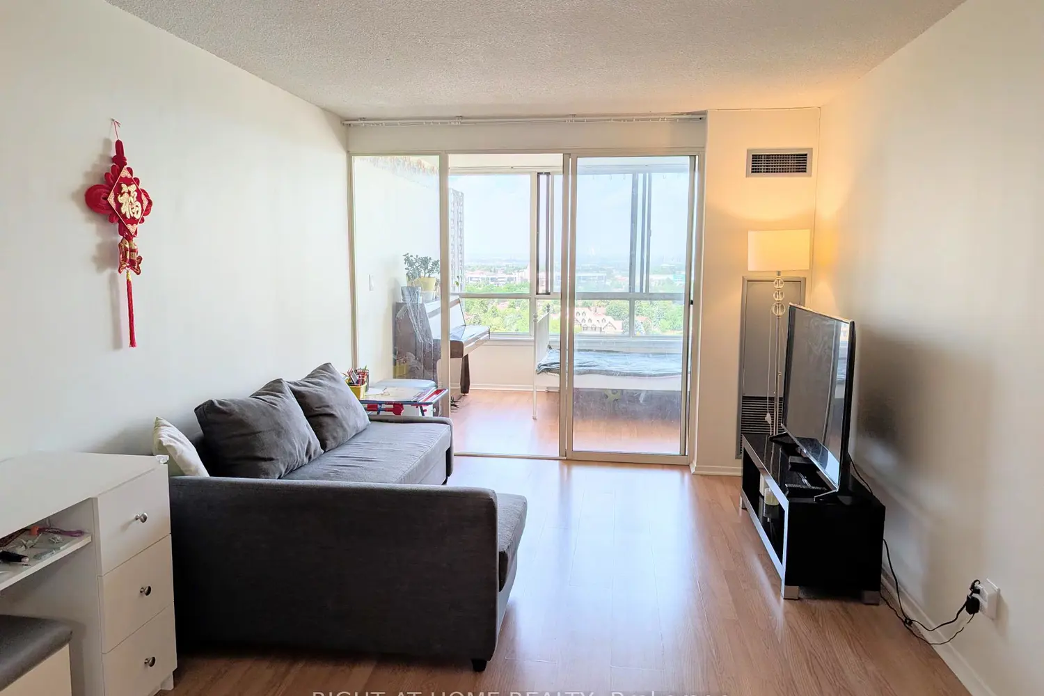 275 Bamburgh Circle 1510 photo 2