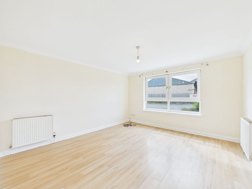 2 bed flat for saleMay Wynd, Hamilton ML3 photo 2