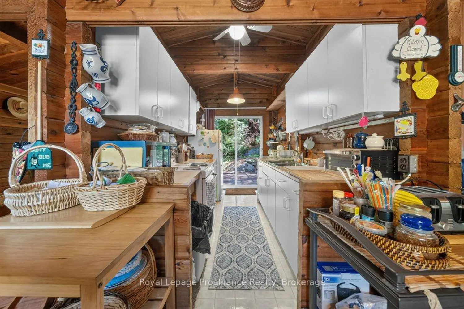 1793A Hughes Landing Road