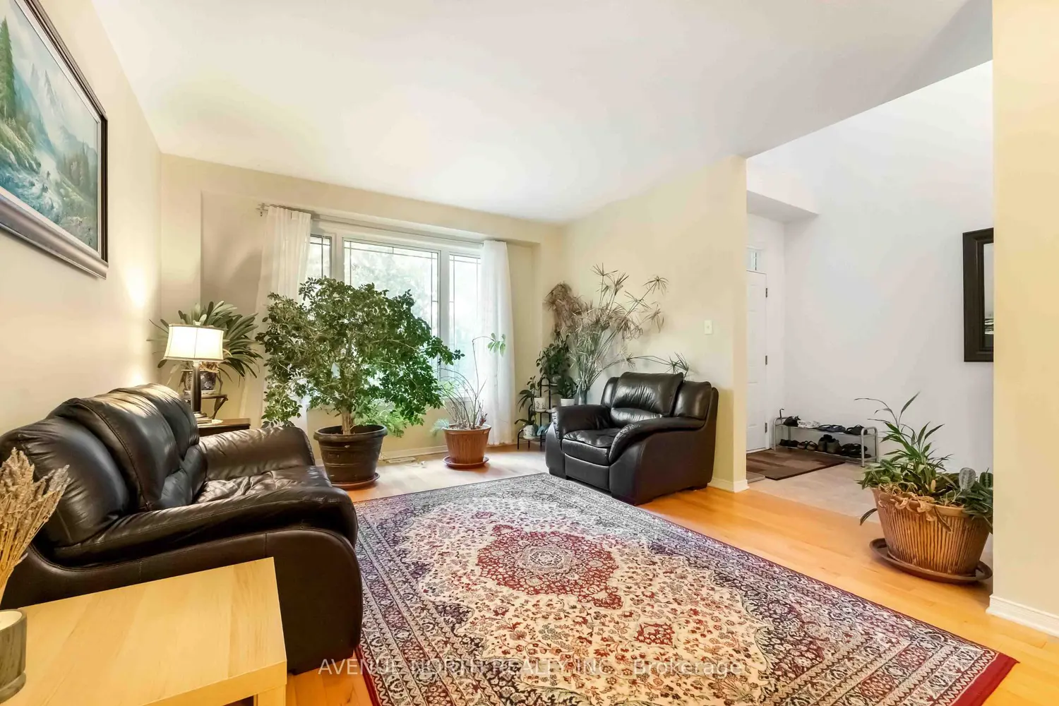 23 Hearthstone Place photo 5