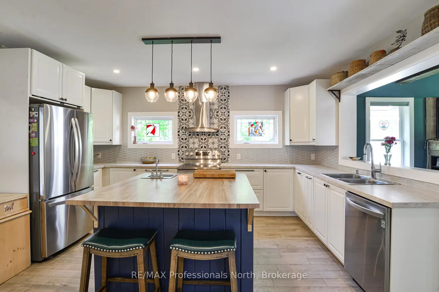 325 Mcpherson Street photo 2