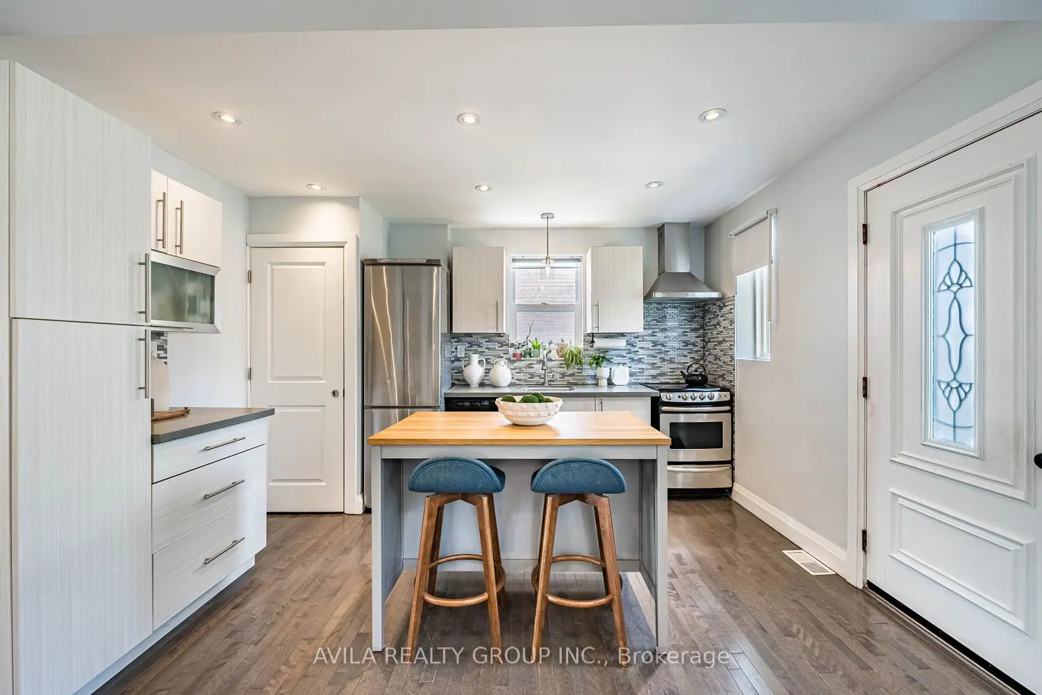 7 Edmund Avenue photo 2