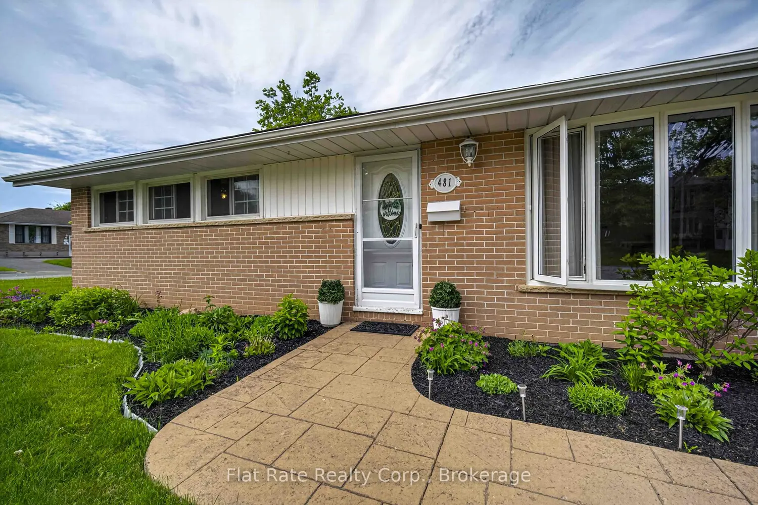481 Barker Avenue photo 3