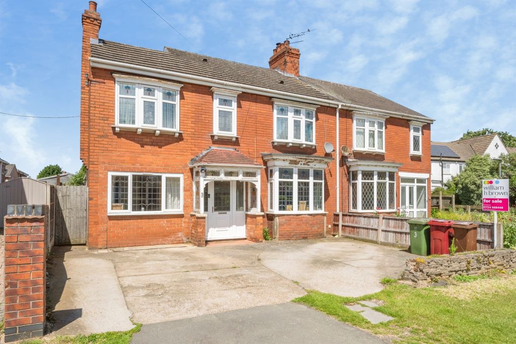 5 bed semi-detached house for saleWest Common Lane, Scunthorpe DN17