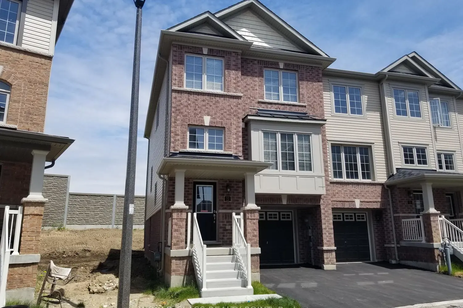 470 Linden Drive 32 photo 2