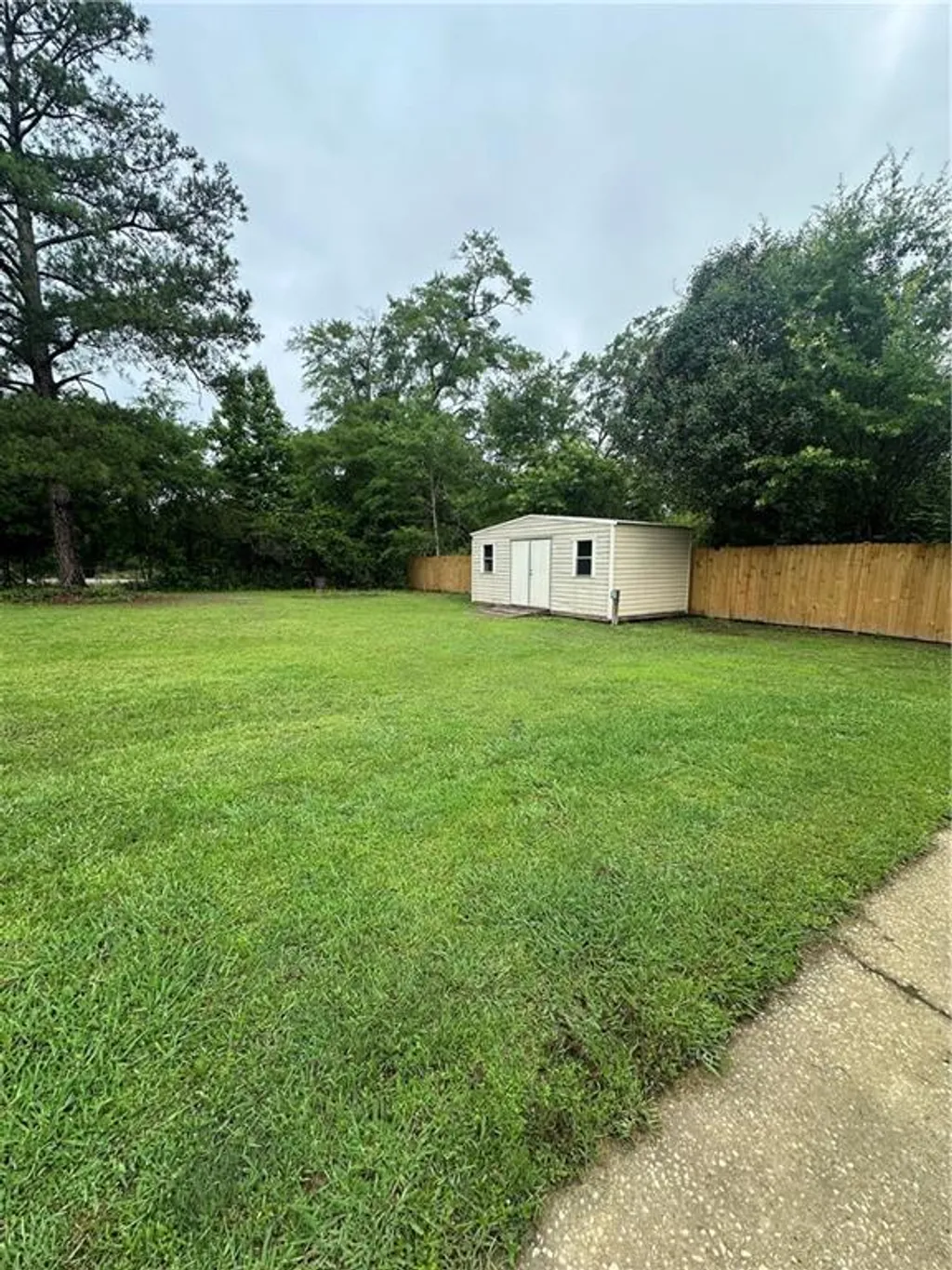 215 Lee Road 942, Smiths Station, AL 36877