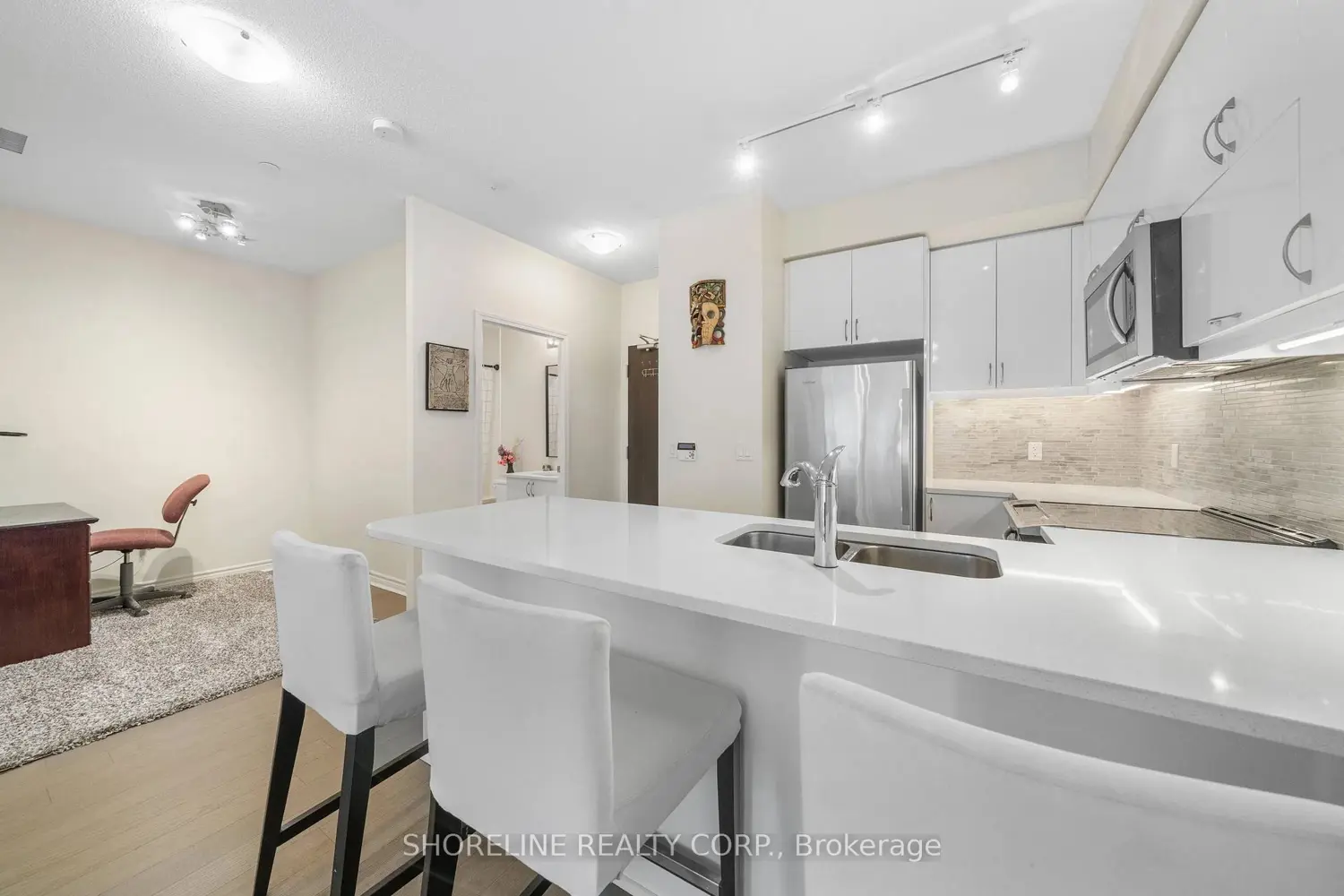 39 Annie Craig Drive 1502 photo 5