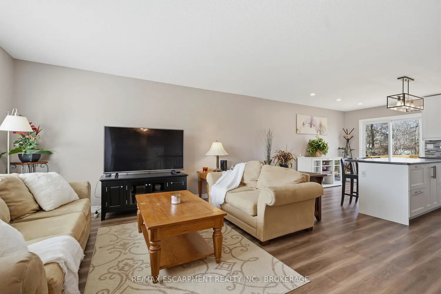 3148 Jewell Avenue photo 5