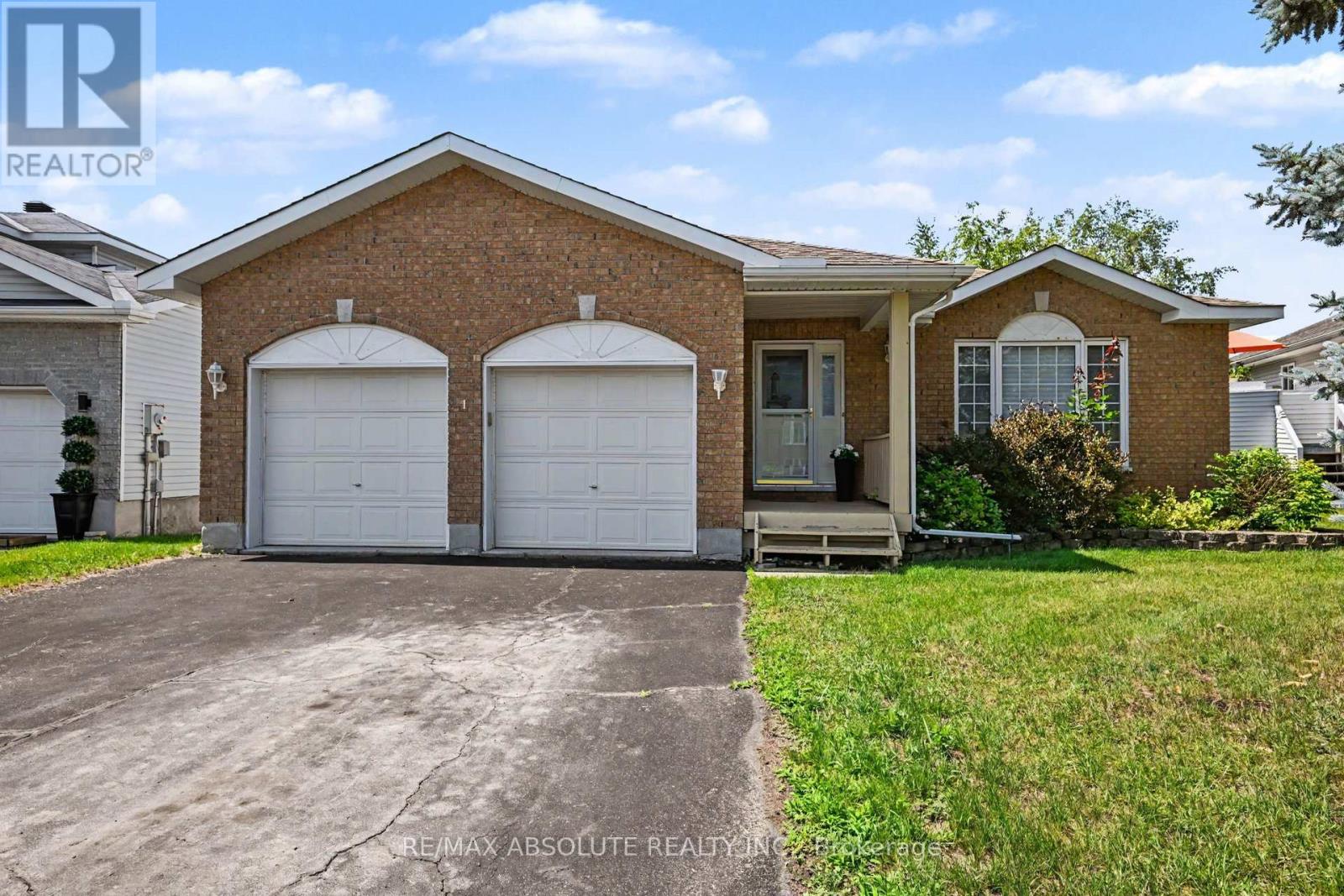 1 RIVER RIDGE CRESCENT
