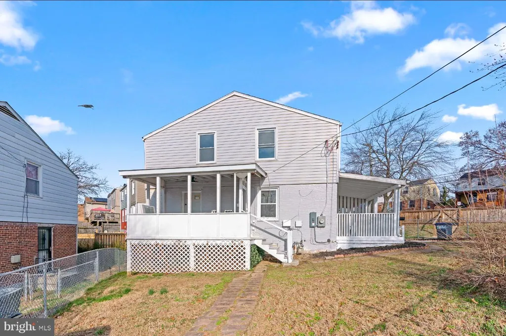 852 50th Place NE, Washington, DC 20019