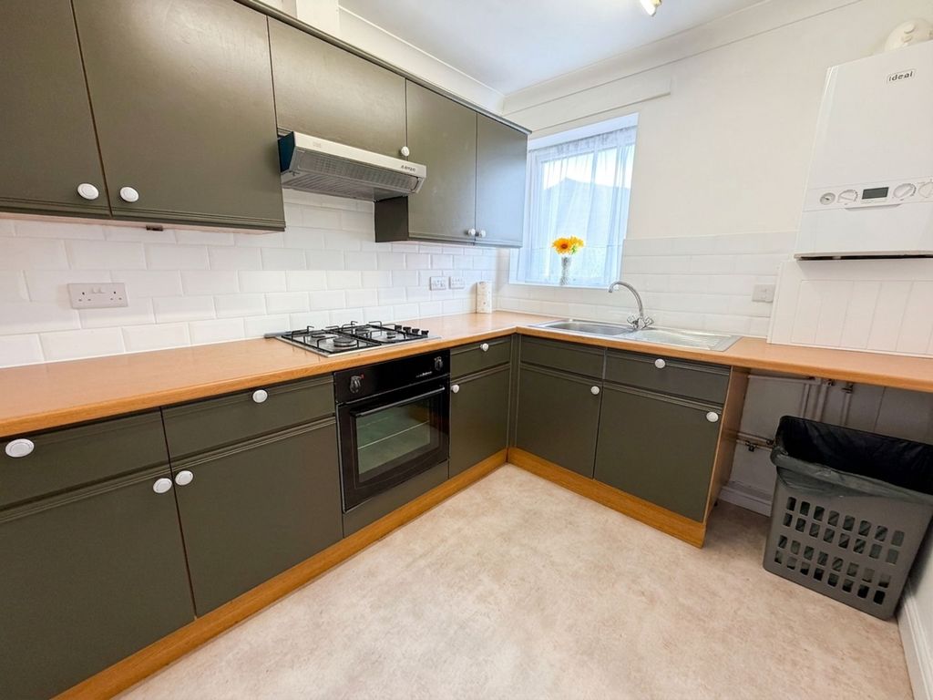 2 bed flat for saleBrewery Hill, Grantham NG31 photo 3